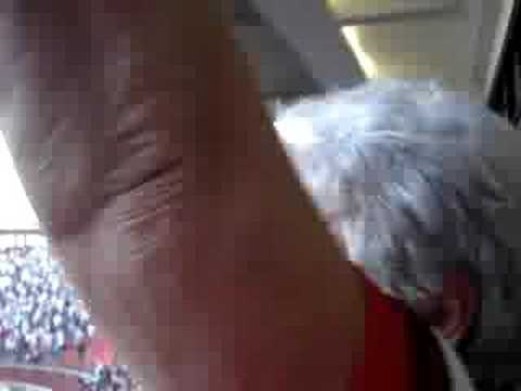 Pai e Mãe Comemorando Gol do CAP