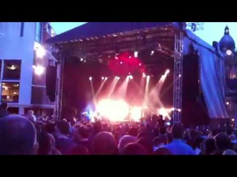 2013 05 05 Teenage Idol Vaccines Leeds Millennium Square