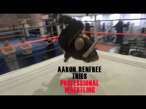 Aaron Renfree tries Professional Wrestling - LSJ News