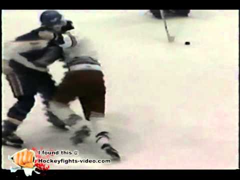 Nov 12, 1994 Shane Doan vs Cadrin Smart