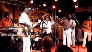 B.T. EXPRESS - " Do it (til' you're satisfied) " @New Morning, 16-9-2011