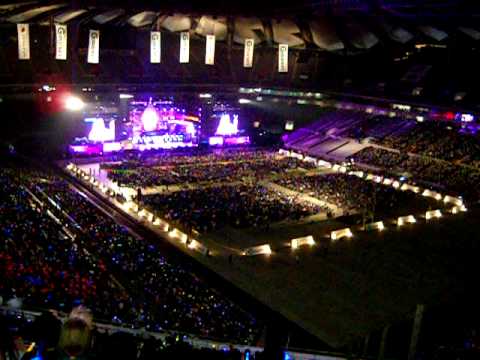 Dream Concert 2009 2ne1 Fire