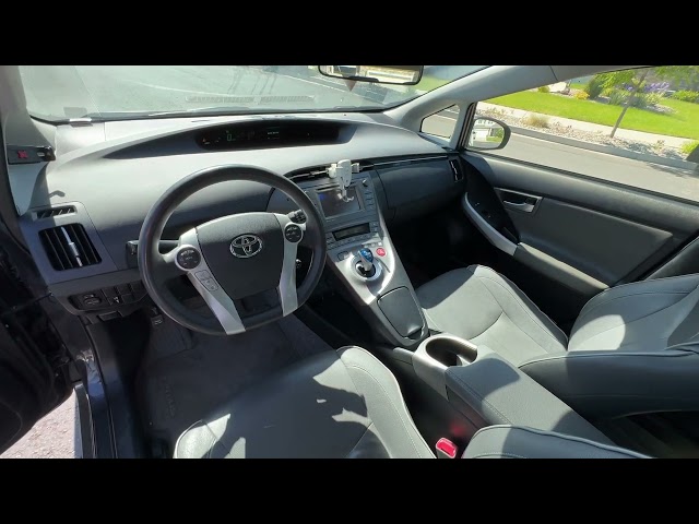 2012 TOYOTA PRIUS HATCHBACK 4-CYL, HYBRID, 1.8 LITER FOUR HATCHBACK 4D