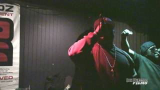 Sondro Castro performing 2010 Deebo