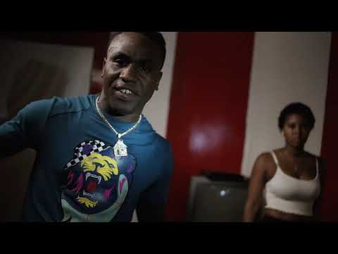 TWEEZY BANDOE -SLIM ONE - SAUCIN [official music video]