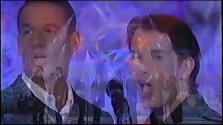 Boy Bands ALLIAGE &amp; BOYZONE (Duet) - &quot;TE GARDER PRÈS DE MOI&quot; (1998) - French TV (TF1) - Années Tubes