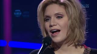Alison Krauss &amp; Union Station -  When You Say Nothing At All (Live in Concert)