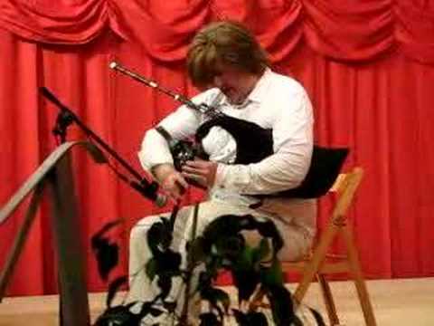 Fred Morrison - Pipes solo