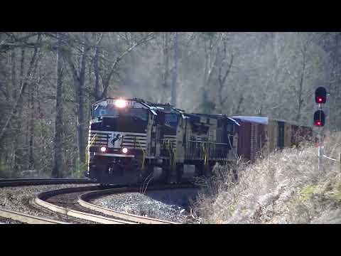 Norfolk Southern 215 SB With SD70ACC Leader At Speed! Mableton, GA 02-20-2022©