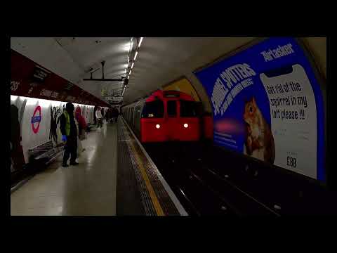 LU1972 tube stock arrives at Charing Cross #trainrealworld