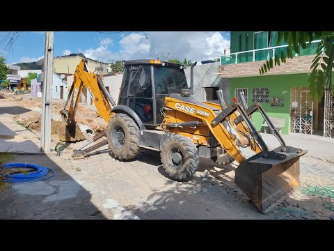 Máquina trabalhando na rua 13 de maio em bonito Pernambuco 