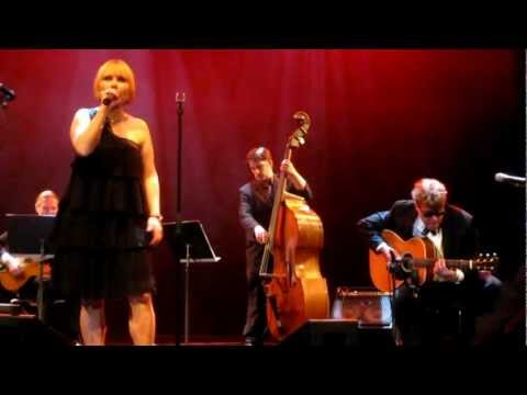 Cat Lee & Co - Tiskirätti (live)