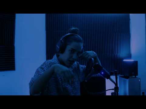 LA MAHEDERA - MAMI NO ES XTI