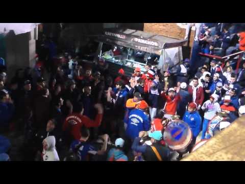 "Nacional vs Santa Fe - Los bombos en la previa" Barra: La Banda del Parque • Club: Nacional