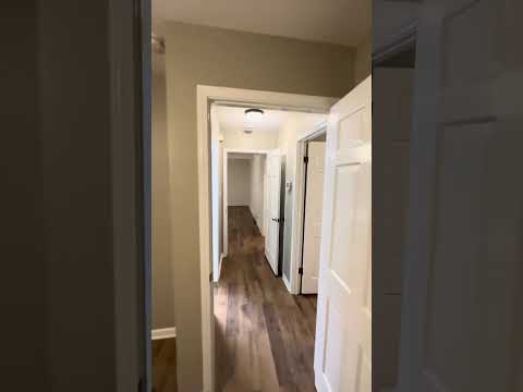 Spacious Germantown home! Fully Fenced! Walking distance to Farmington Elementary. Small pets are welcome. 2 bedrooms down. property video