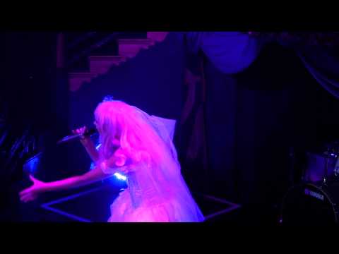 ESCKAZ in London: Kitty Brucknell - Yearning (London Eurovision)