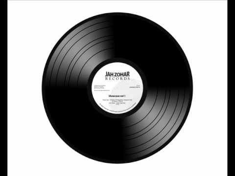Jah Zohar feat. Papa Dee, Cyrenius Black & General Knas  - Showcase vol 1