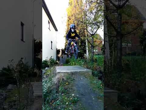 Kamikaze😬Call of Duty Style🤣😂 #shorts #mtblife #mtb #kids #callofduty #kamikaze #dirt