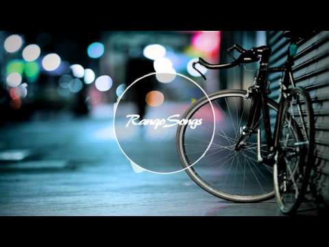 Chris Royal - F#kn Hands Up