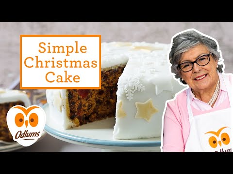 How to Make a Simple Christmas Cake | Odlums Easy Recipe
