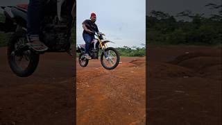 Download lagu Papa Adit flies on a cross motorbike #trendingshorts mp3 Download lagu Papa Adit flies on a cross motorbike #trendingshorts mp3