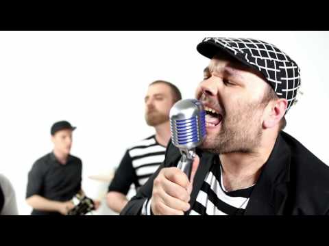 The Medleys - Láthatsz Még [Official Video]
