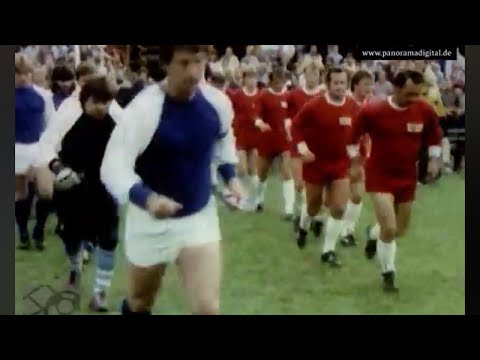 Ein Schmuckstück: Fußballfamilie Probst gegen Fußballfamilie Janotta im Oktober 1986 in Krostitz