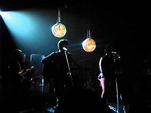 Alejandra Guzmán y Draco Rosa Primera Fila, Toma 1