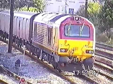 ferryhill mail trains 90030 67017 90025 67002 8 03
