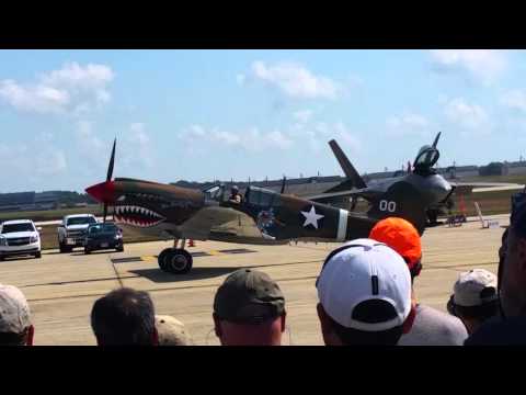 WWII Planes Parade