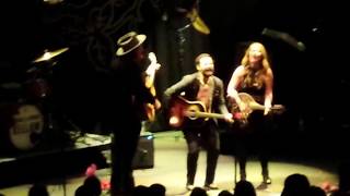 &#39;Come Break My Heart Again&#39; w crowd singing along - The Lone Bellow