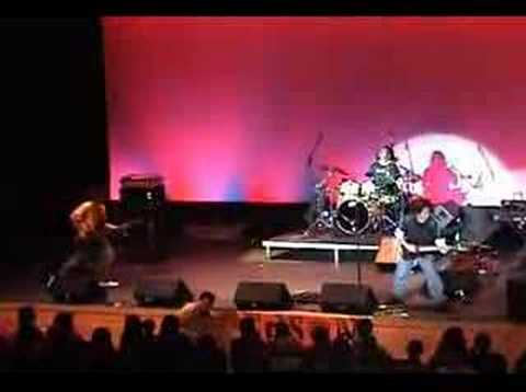 Kayumanggi... Bulag, pipi at bingi