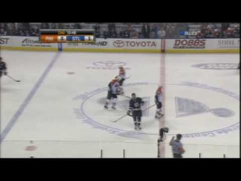 Mike Richards vs Dan Hinote