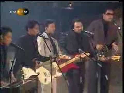 Dendang Pontianak - Zubir Abdullah & 2D (LIVE)