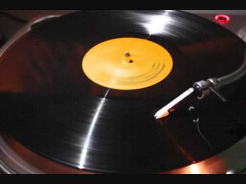 Robert Emmanuel  -  Sensi Man  ( Up Tempo 12'')