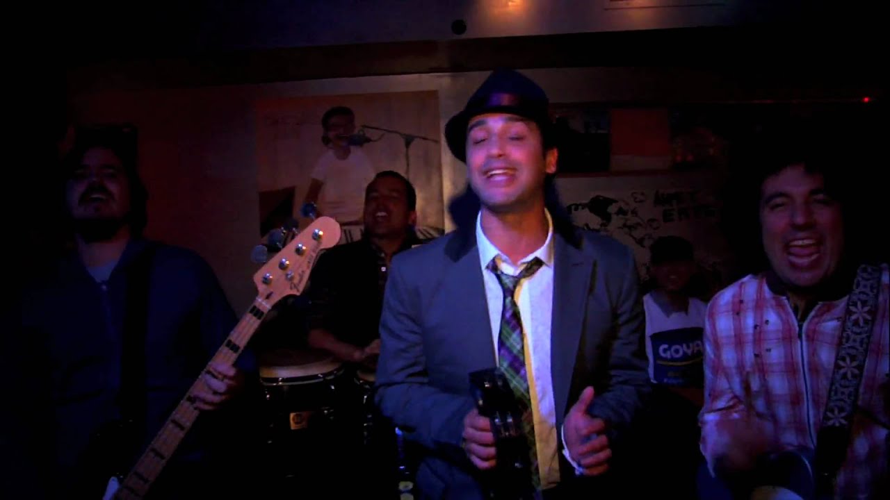 Los Amigos Invisibles