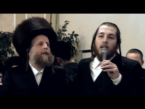 Zishy Green & Brothers Perform at Sisters Wedding