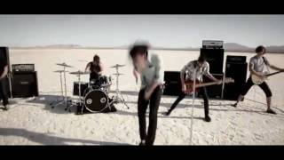 Chiodos- Illuminaudio + Caves (Video!!!)