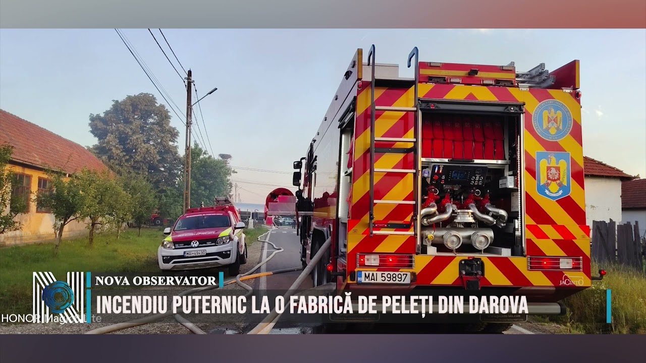 Incendiu puternic la o fabrică de peleți din Darova