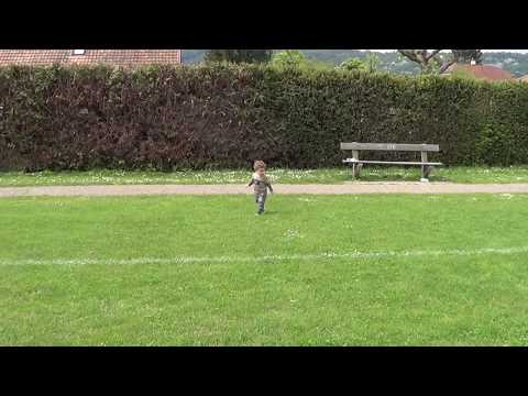 Michou   12   05 22 2016