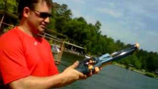 preview picture of video 'How to cast Rocket Fishing Rod II 7.2.11.3gp'