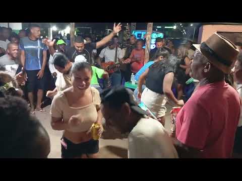 SAMBA DE RODA NO BOTECO DA PRAÇA EM CARDEAL DA SILVA - BA