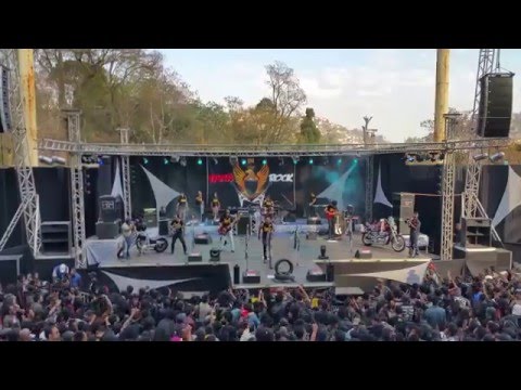 Tana in Rock - Ilay Mahantra