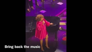 Jennifer Hudson “Bring Back The Music” Apollo Theatre 8-19-2021