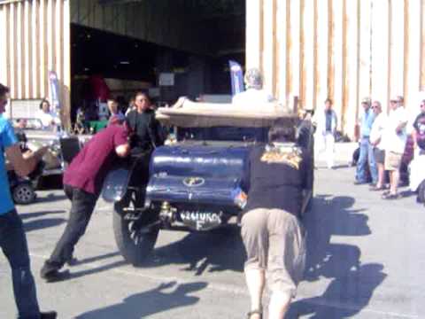 Thumbnail for Panhard et Levassor frejus du dimanche 23 mai 2010 by Panhard et Levassor