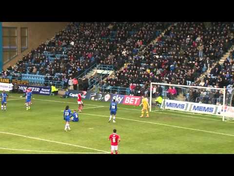 Gillingham v Swindon