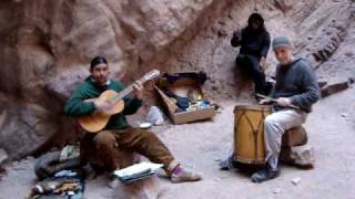 preview picture of video 'BONZO HORAK TRIO - LAVANDERAS DE RIO CHICO  - CAFAYATE - ANFITEATRO'