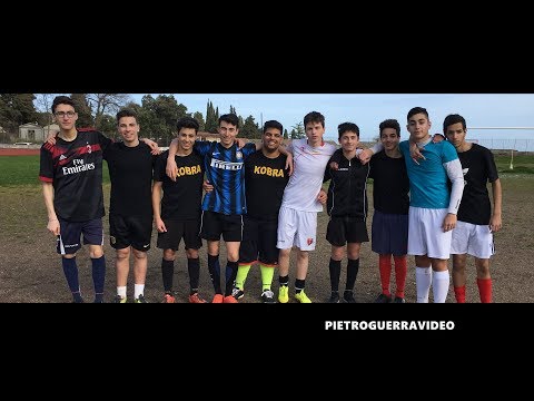 Fasi di allenamento degli allievi dello Scalfaro