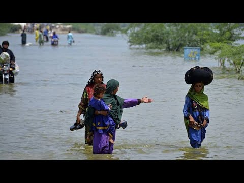 Inondations : un tiers du Pakistan sous les eaux