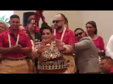 Tau'olunga Fakatonga.